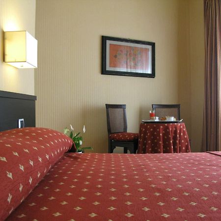 York Hotel روما المظهر الخارجي الصورة