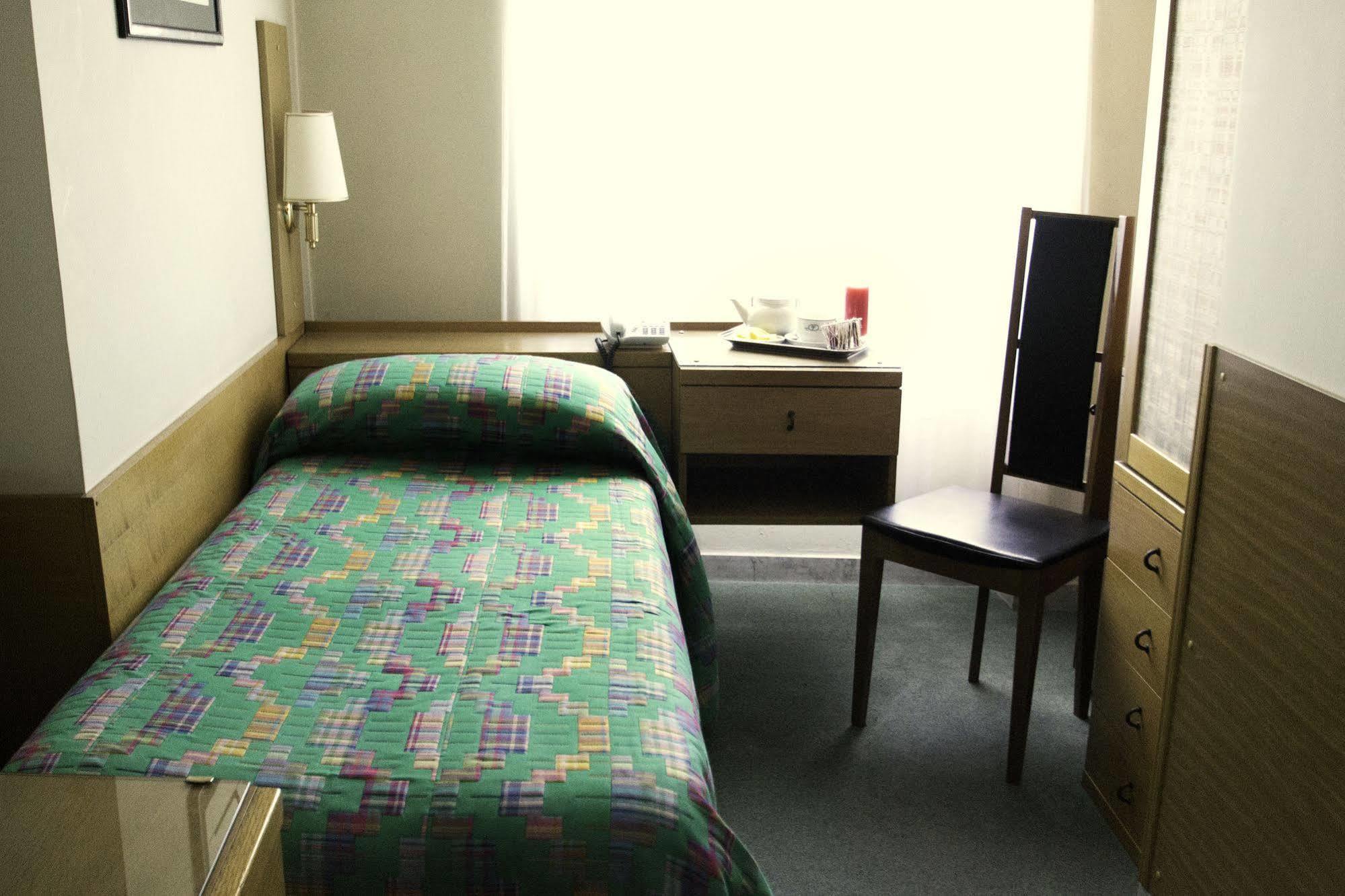 York Hotel روما المظهر الخارجي الصورة