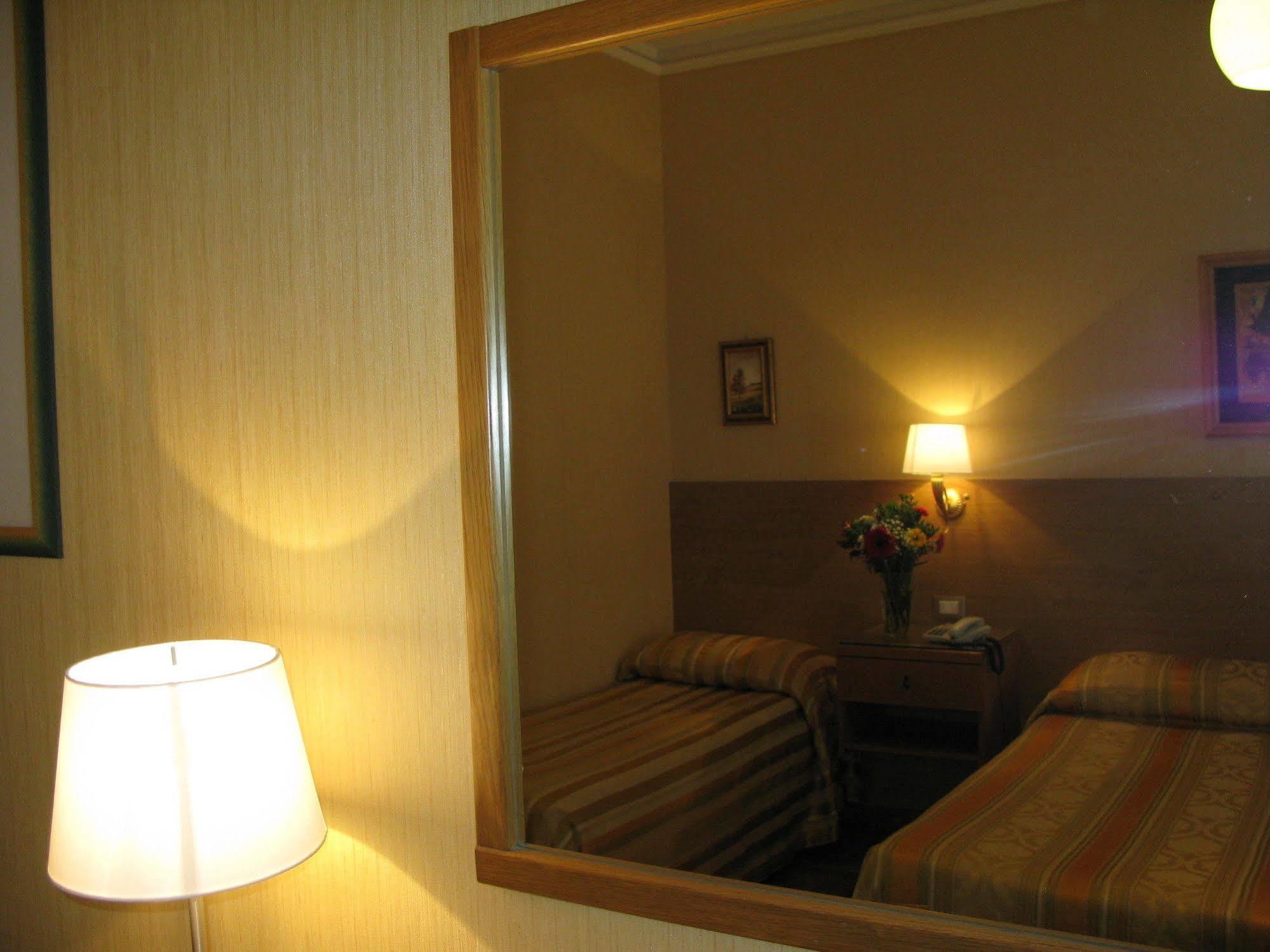 York Hotel روما المظهر الخارجي الصورة